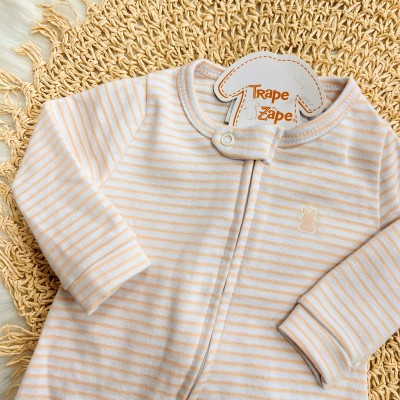  Macacão com Abertura em Zíper Listrado - Off White e Salmão